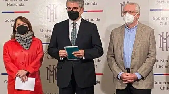 Gobierno acuerda histórico plan de reinversión de utilidades para Codelco￼