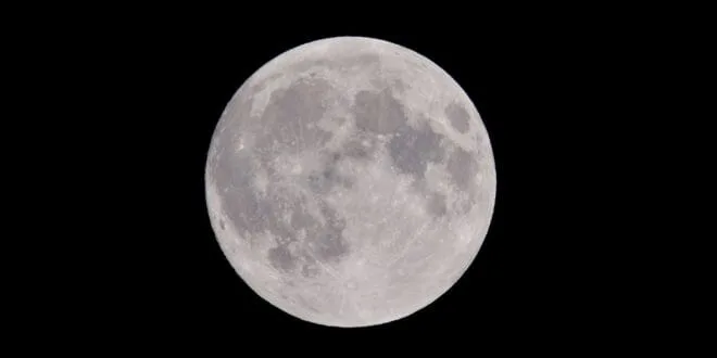 photo of full moon