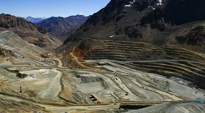 Codelco anticipa acuerdos con sindicatos de Andina con bonos de $18.5 millones