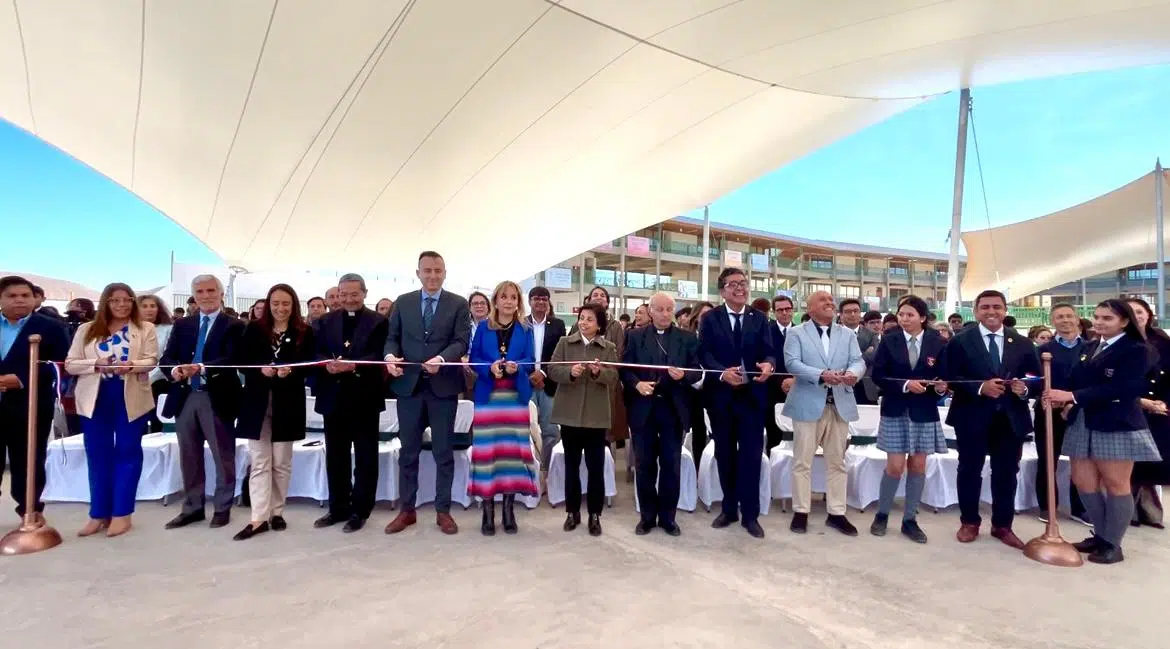 Ministra de Minería inaugura nueva etapa del Colegio Don Bosco Calama